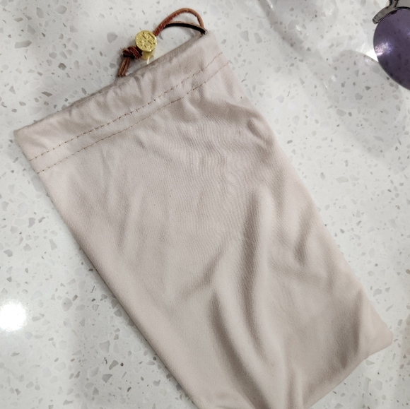 ✨️😎  Tory Burch Preowned  sunglasses ✨️😎 - Picture 11 of 12